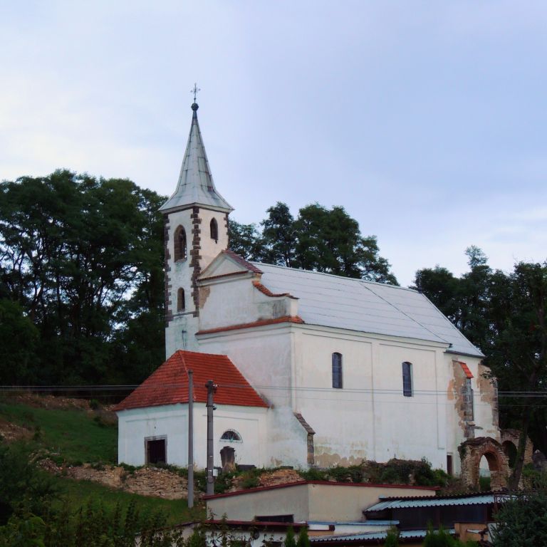 Kostel sv. Václava Straškov-Vodochody